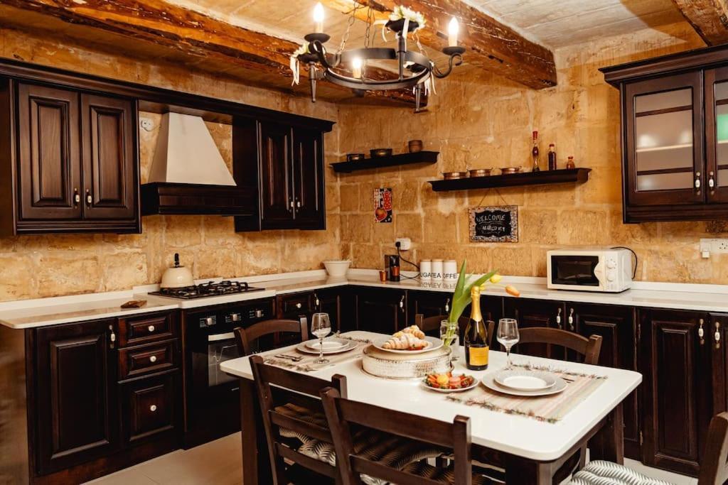 Enchanting 2Bdr Townhouse In Valletta Centre! מראה חיצוני תמונה