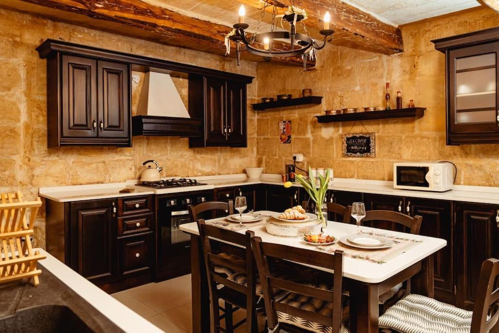 Enchanting 2Bdr Townhouse In Valletta Centre! מראה חיצוני תמונה