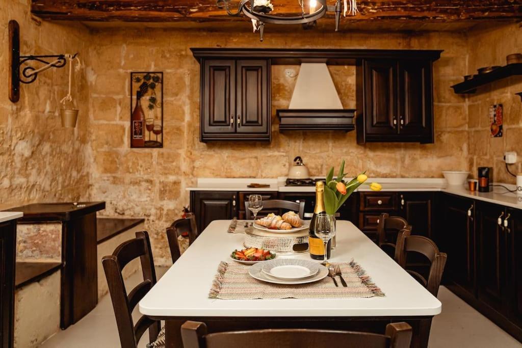 Enchanting 2Bdr Townhouse In Valletta Centre! מראה חיצוני תמונה